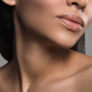 Ritrovare la bellezza naturale con gli ultrasuoni microfocalizzati Ritrovare la bellezza naturale con gli ultrasuoni microfocalizzati